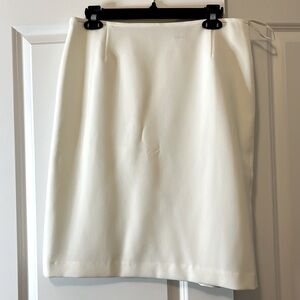 White pencil skirt